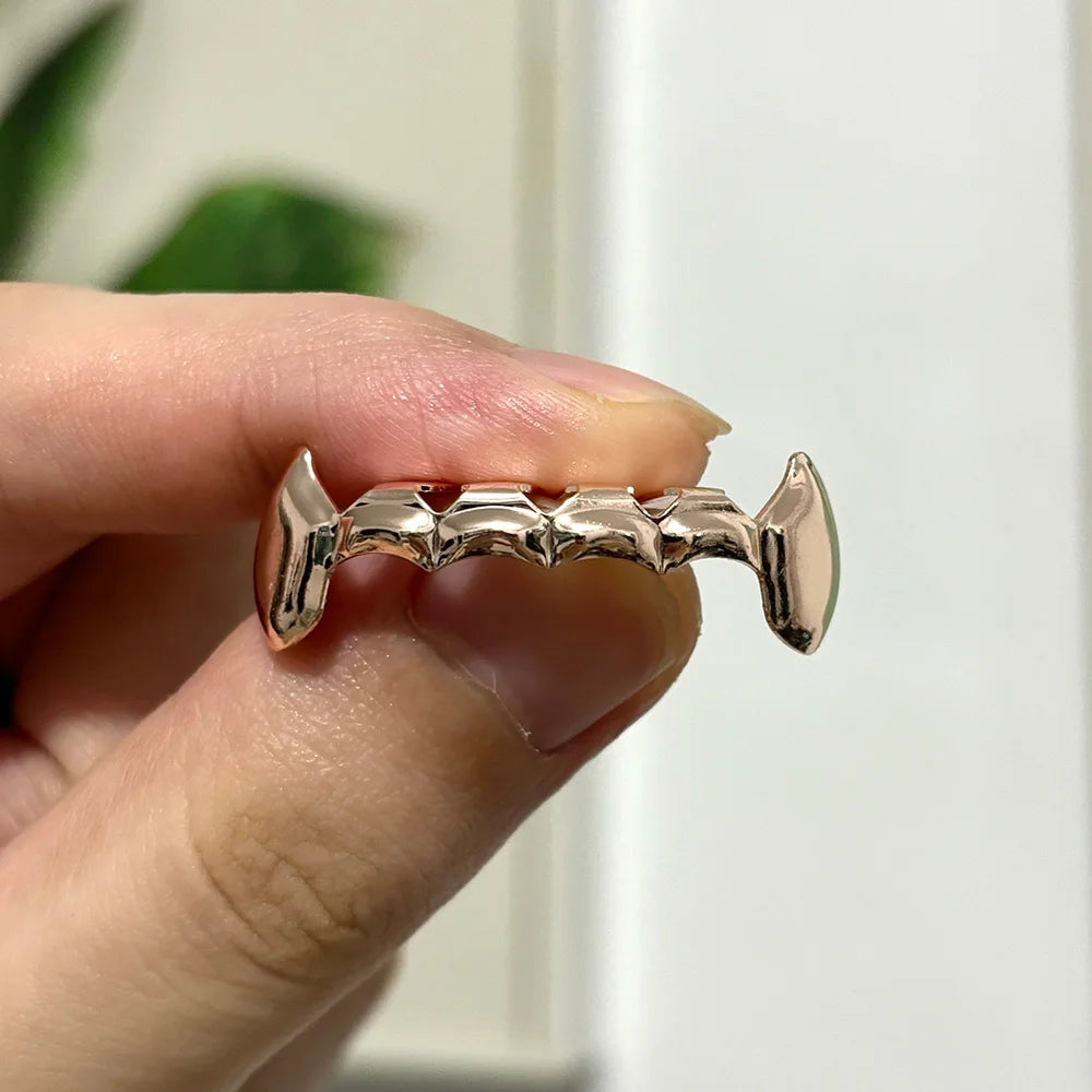Bucktooth Canine Grillz