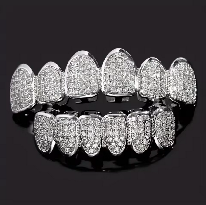 Iced Silver Lining Full Set Grillz