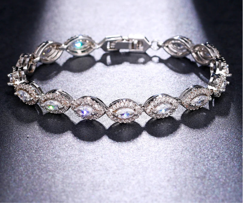 Clustered Geometric Tennis Bracelet