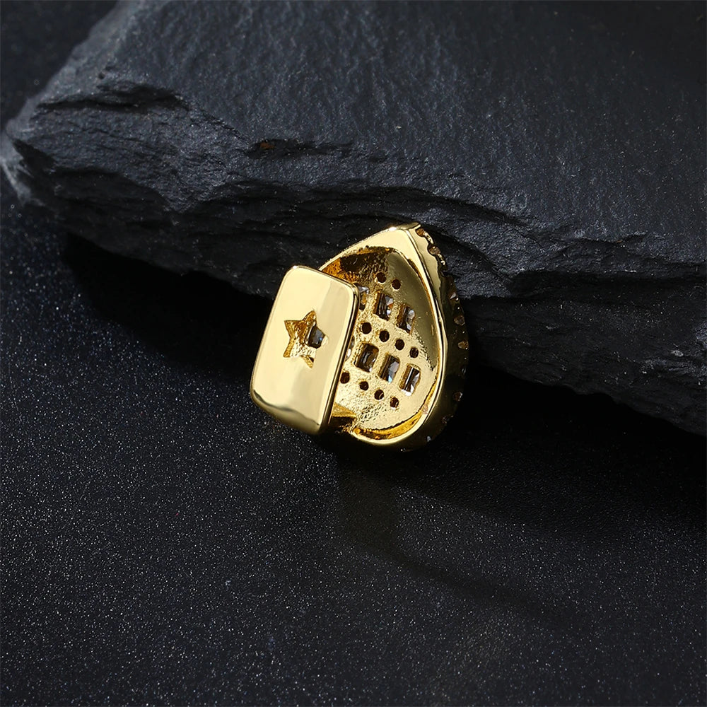 Luxe Iced Heart Tooth Grillz
