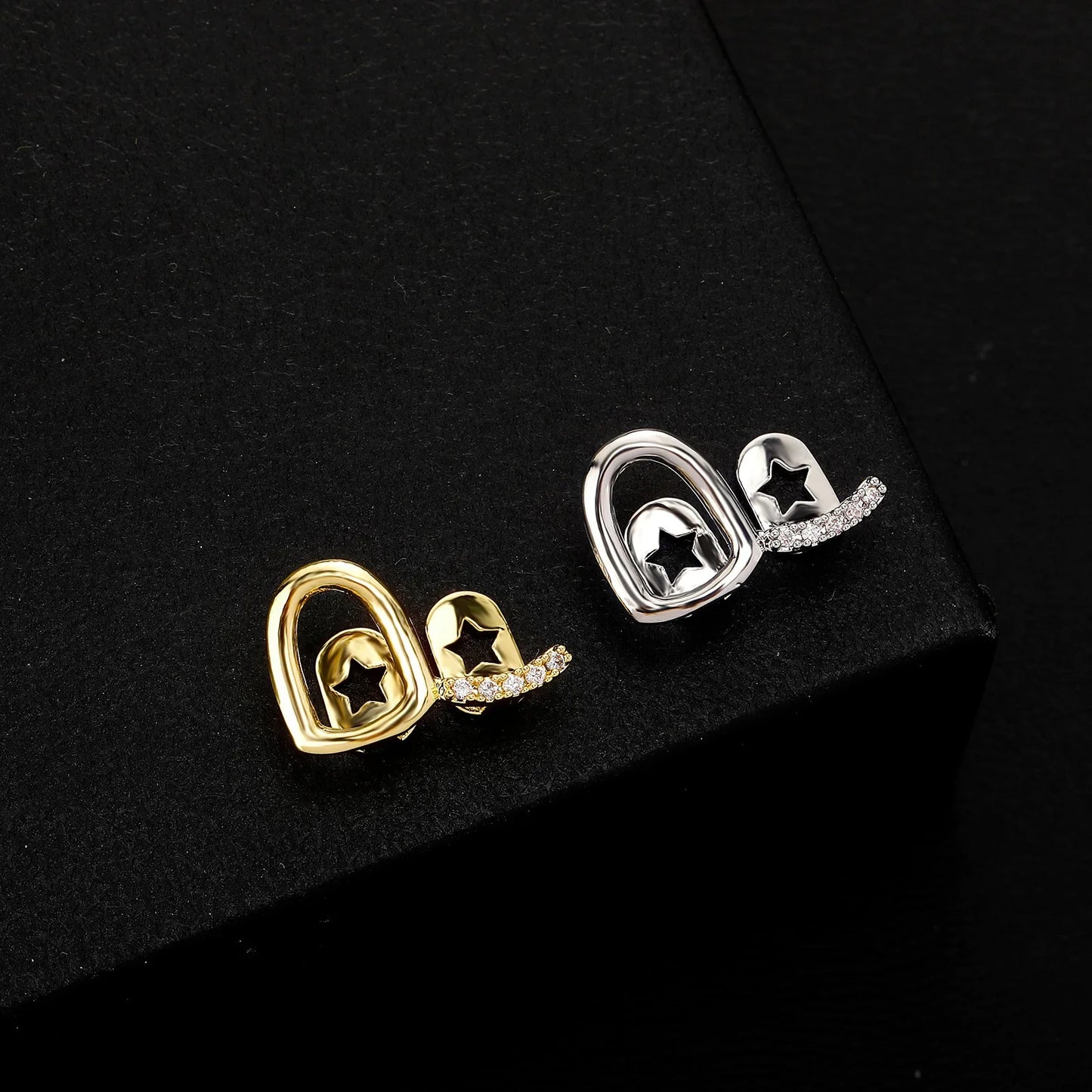 Iced Hollow Tooth Grillz