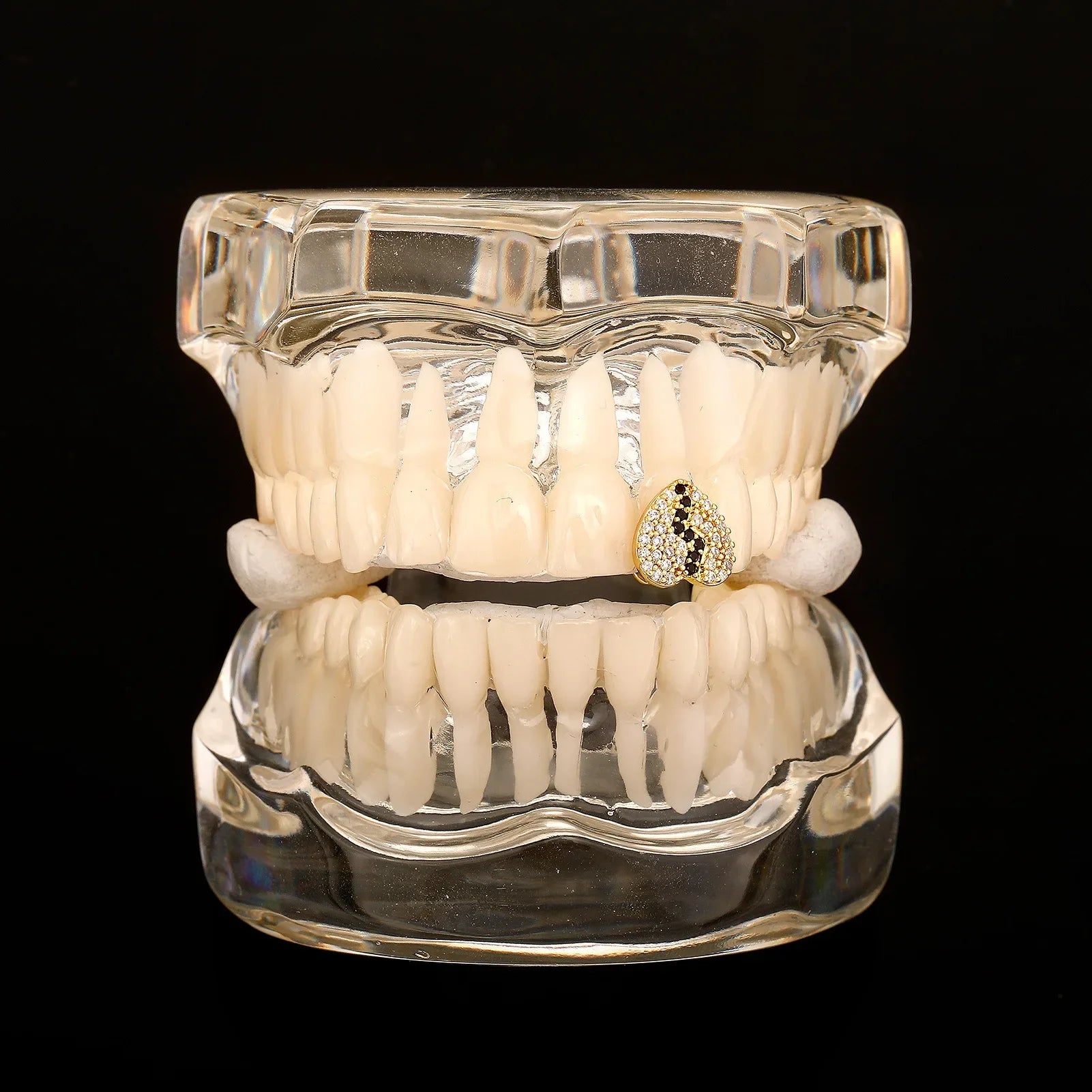 Iced Heartbroken Tooth Grillz