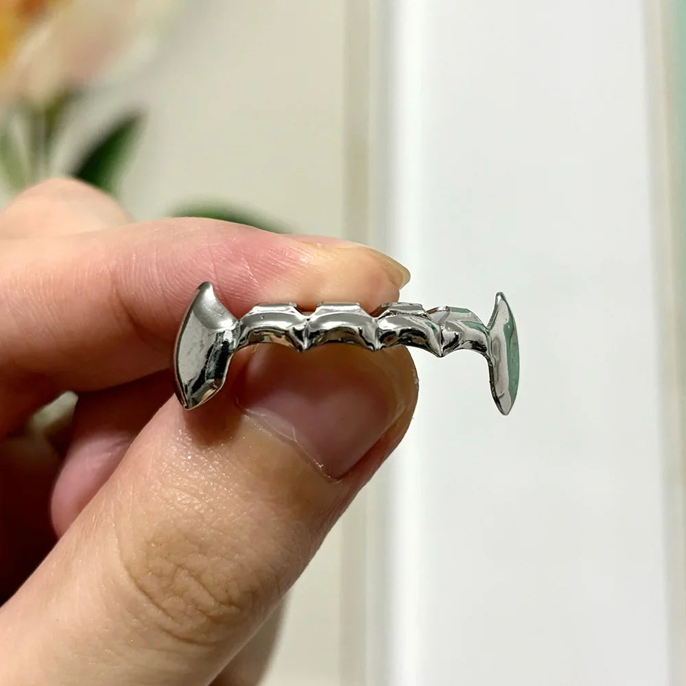 Bucktooth Canine Grillz