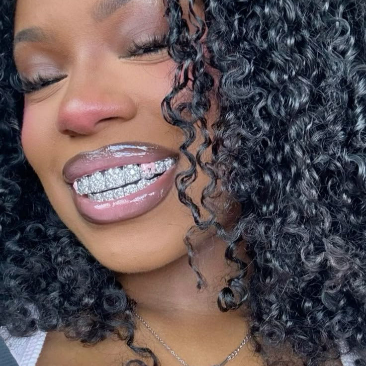 Iced Silver Lining Full Set Grillz